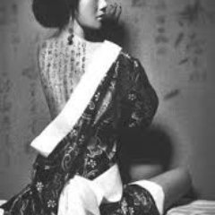 LarissaSi10's profile picture. 