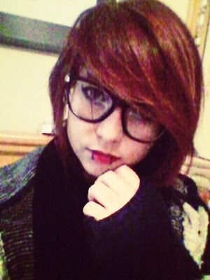 Fujoshi, visual kei que ama gatinhos, doces e coisas fofas ♡○♡ ~ LittleWolf