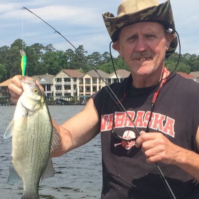 Husker football, family, bass fishing, and food.🇺🇸🇺🇸true patriot !!