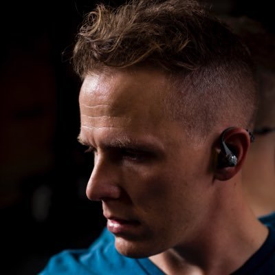 Blake Robinson | Husband & Father | Body Engineer | CSCS | Nutritionist | ReebokONE Ambassador | FreeMotion Educator | JayBird Athlete | Polyglot