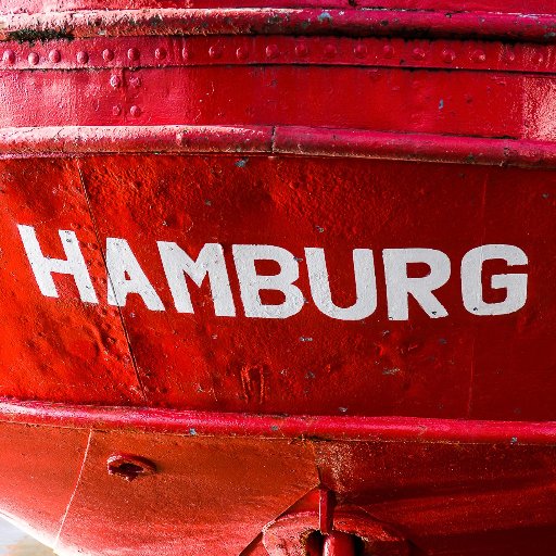Moin moin, Fotos aus Hamburg kannst Du jetzt auf tollen Materialien direkt bei uns im Shop bestellen. Hummel, Hummel – Mors, Mors.