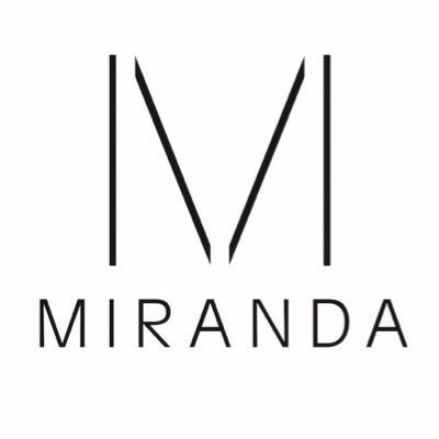 Miranda Hair & Make-Up. Reserva tu hora al 2246 5962 o al +56984158926. Mail: mirandacriss@gmail.com.