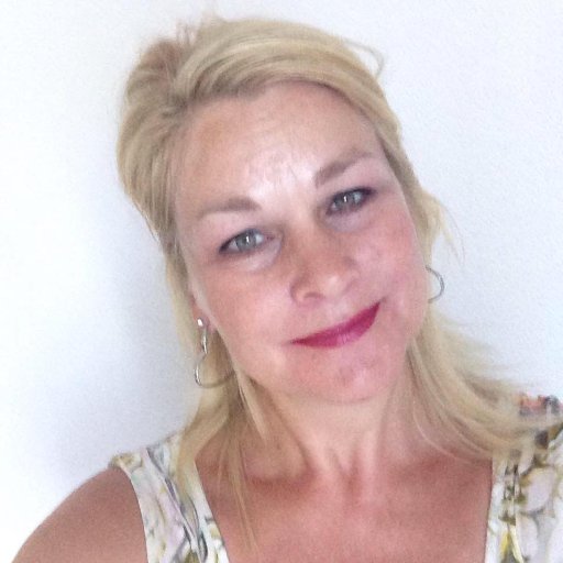 Van ADHD-Praktijk en helpt volwassenen beter te functioneren, single mom, co-ouder van 2 #ADHD, vrijwilliger van Impuls, secretaris Arnhems Broodfonds