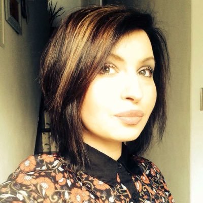 FabulousBERRY_'s profile picture. Random #twitter gal consumed by writing a book with twisted life story (probably only to be stored in my drawer)