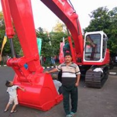 roisuleka's profile picture. 