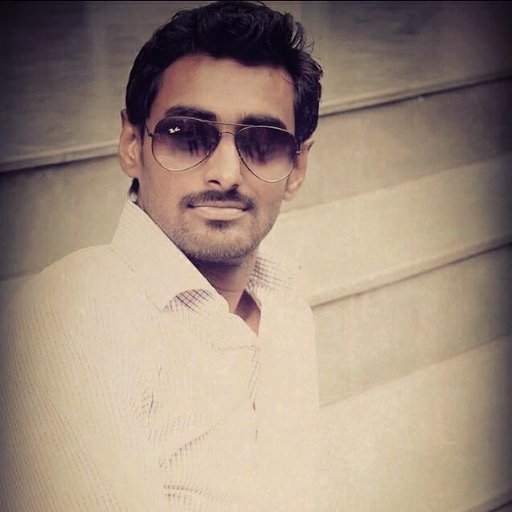 samros882's profile picture. 