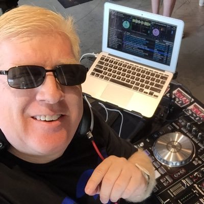 DJ Steve Perez has worked for many radio stations across Cali Hear him every Monday thru Friday 7 pm to midnight hitting the airwaves on Classic Hits KRUZ 1033