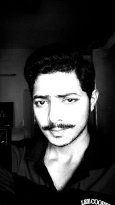 Mechanical engineer who loves adventure.A real foodie :P smart,honest and fanciful romantic :D