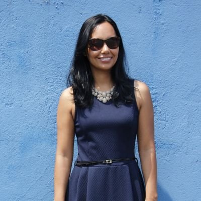 FabiKamiya's profile picture. Doutora em ciências ocultas, filosofia dramática, pediatria charlatânica, biologia dogmática e astrologia eletrônica.