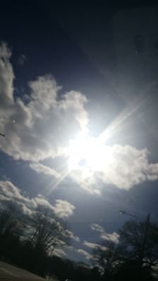 V_artistic's profile picture. God is Love