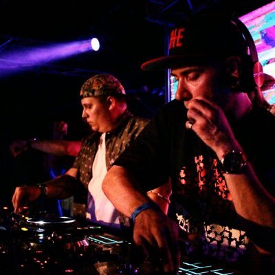 I'm a local Vegas Dj and a fun loving guy. ⠀⠀Founder of SmVshBroz Productions®. ⠀OpenFormat ⚡️ Event Producer ⚡️ Family https://t.co/SegeMSCBiz