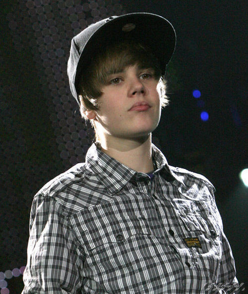 ashlg11's profile picture. Lady gaga rocks and don't forget JB