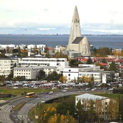 #Islandia explicada a hispanohablantes. #Periodismo riguroso e independiente. Dirección: Èric Lluent.