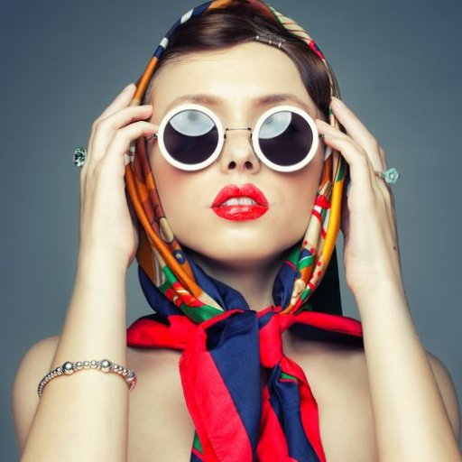 All the fashion, beauty and celebrity buzz you need to know. Snapchat: instyle