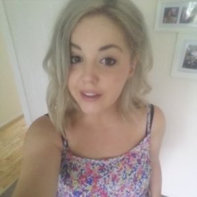 Profile Picture of Amber (@AmberBurrows06) on Twitter