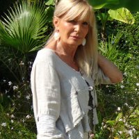 Anne Zibeline (@annezibeline) 's Twitter Profile