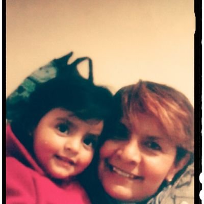 charot2016's profile picture. Gobierno Políticos Cultura Deportes Música Instituciones