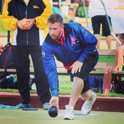 Lawn Bowler