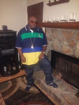 big_fly_guy's profile picture. Just trying to live drama free.