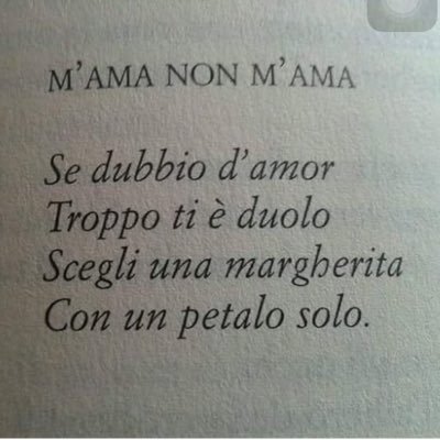 hushcrush_'s profile picture. Non sei stronza, a volte stronzeggi, ma non sei stronza