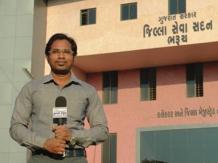 devovasava's profile picture. love you mom dad