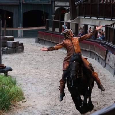 JoostRaveleijn's profile picture. Gaat altijd op onderzoek uit•Jongste Ruyter•KICKUH!•Graaft graag in de aarde op zoek naar leuke spullen•Fictief