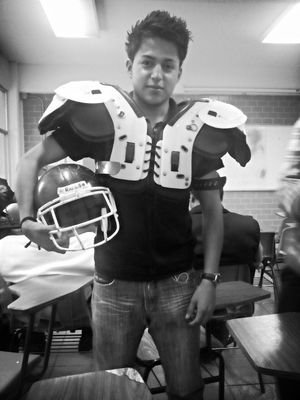 IsmaelMonroyM's profile picture. Si te divierte y eres feliz vas por buen camino!