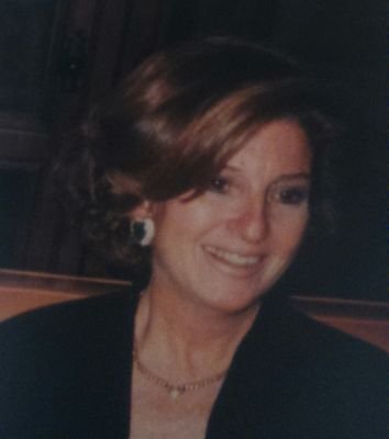 aurolosola's profile picture. Alegre, optimista, currante, madre y abuela preocupona, buena cocinera, vida sana,amo la playa, la montaña,  lectura, viajes.!! la vida!!  la gente buena.