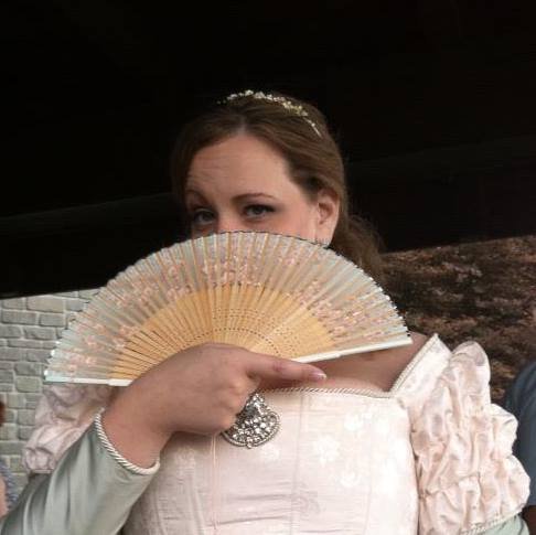 junefun28's profile picture. 