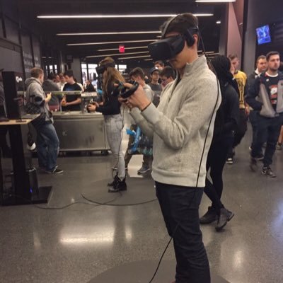 mxlium's profile picture. 