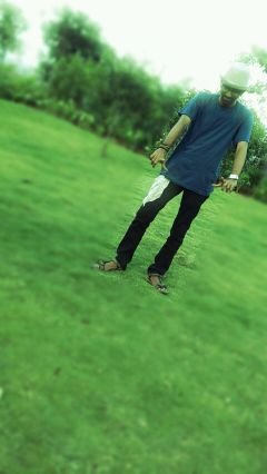 raviakon's profile picture. Be cool.......