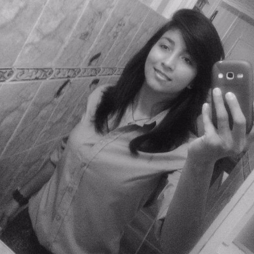 UnaHipster_Mas1's profile picture. 19~ ♉ El agua corre por mis venas.Si tus días son muy grises, yo te presto los colores