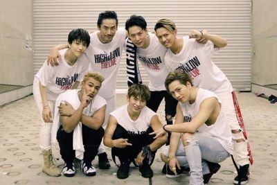 仕事は介護してます (*´∀｀)
三代目J Soul Brothers大好きです❤❤
７人最高❤❤❤特に隆二君(*´ω｀*)❤