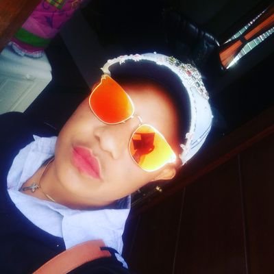 HeinTabuni's profile picture. Hiburan