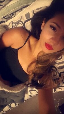 BadGalLibLib's profile picture. Champagne spillin’, you should taste that