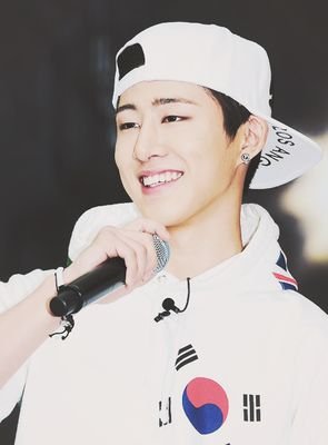 한빈의 미소🌻B.I's🆔️ คลั่งรักคิมฮันบิน🌈💕ur my cosmos