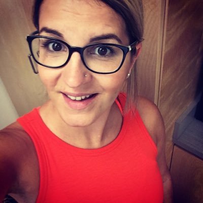 kmseatree's profile picture. Teacher, 📚🦁😻✈️