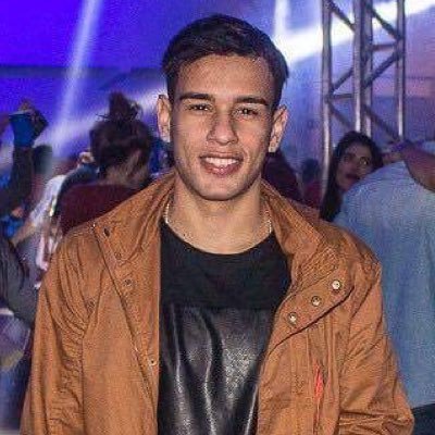 • Produtor de eventos | @agenciasxbrasil - A fé em Deus nós faz crer no incrível, ver o invisível e realizar o impossível. 🙏🏽✝🍀🔃🚀