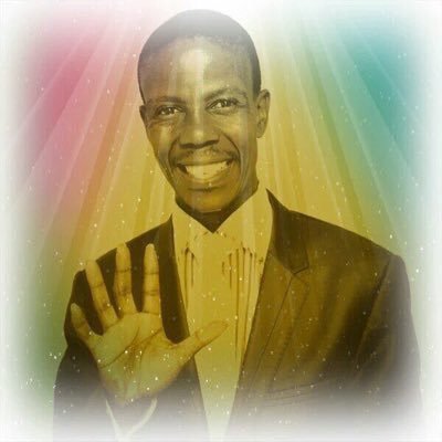 shagggz's profile picture. Working on turning from a ‘human doing’ into a human being