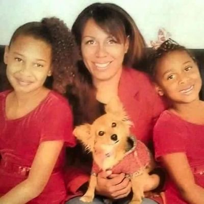 Neophyte Blogger, Mom, Imperfectly me, successfully survived all hardships - from homeless2homeowner w/a change in attitude.