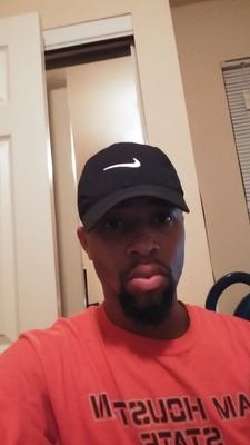 mel_chapo7's profile picture. 