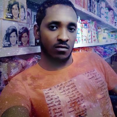 CellcYasin's profile picture. 