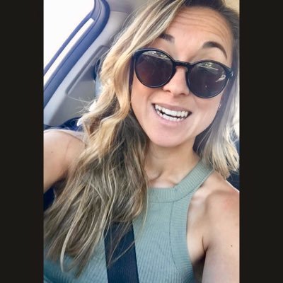 jacquisimon's profile picture. I tweet random thoughts about music, life & my dog. But mostly I keep up with the world of Futbol. The kind where you use your feet. Not your hands... ⚽️