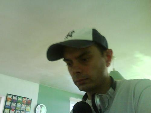 i love djing, listening to and occasionally making music, prefrebly of the banging variety