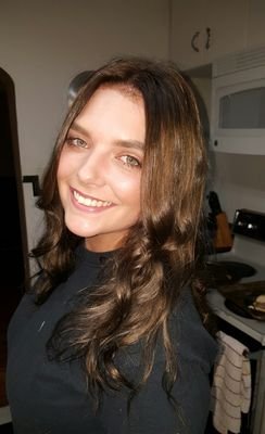 TruittMiranda's profile picture. pure