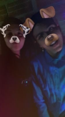 RiberthG's profile picture. Todos piden dinero ser famosos,en cambio,yo solo quiero comida :v