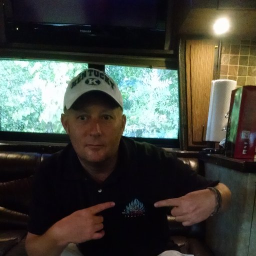 Founder, Rockstar Marketing™ Advanced Social Media for NFL/NBA Stars, Country & Rock Stars, National Brands - Purple Heart Recipient #HuffingtonPostContributor