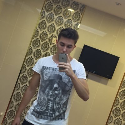 yektaozturkkk's profile picture. 