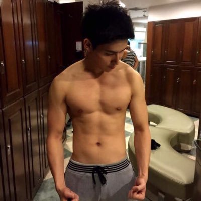 sun31112526's profile picture. 