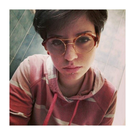 19 Turin 🇮🇹 Food 🍙 I'm a fucking singer 🗣 IG: chiaradelonge